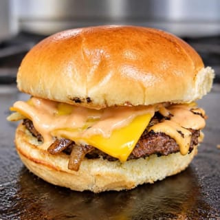 Steakhouse Burger with fries