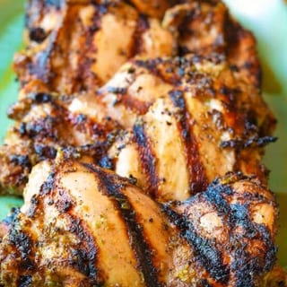 Jamaican Jerk Boneless Thighs (4 Pieces) with Garlic Breadsticks